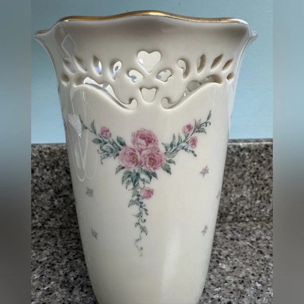 Vintage Lenox Ambassador Collection Reticulated Vase Petite Rose 7” Gold Rim